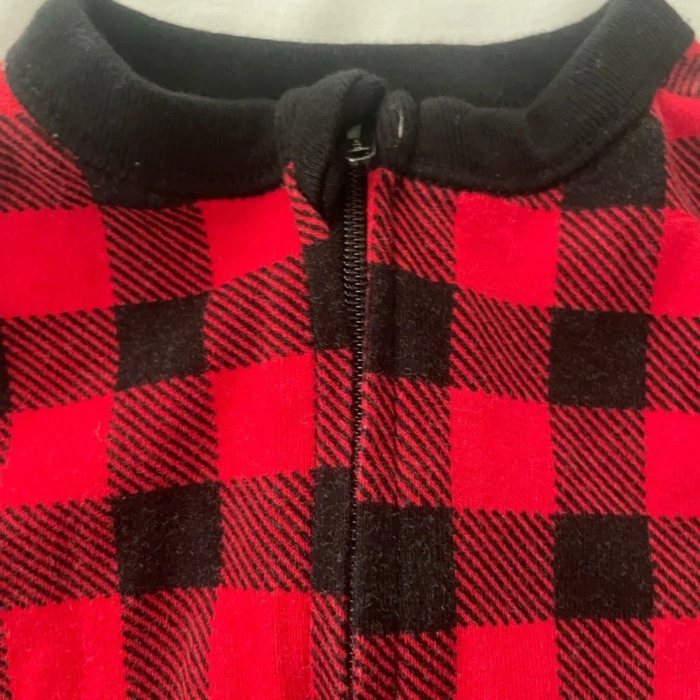 Old Navy red plaid Microfleece 2-Way-Zip Footed One-Piece for Baby size 0-3 m
